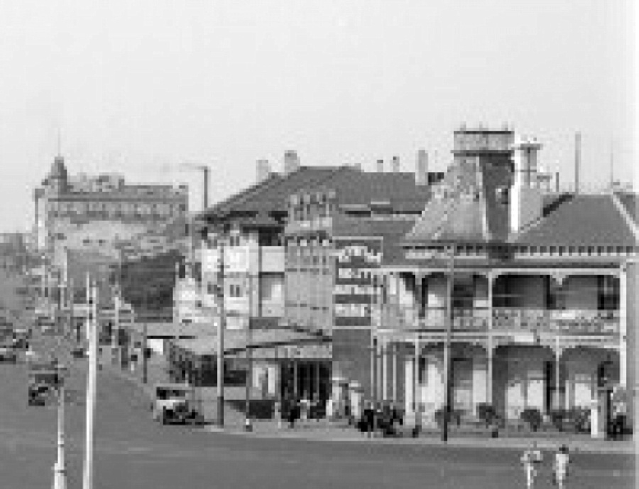 View of Fitzroy Street ca 1926-1939. Fortview on the far right with tower.